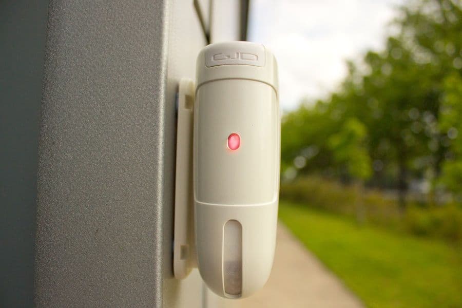 GJD140 - PEARL Triple tech anti-masking curtain detector